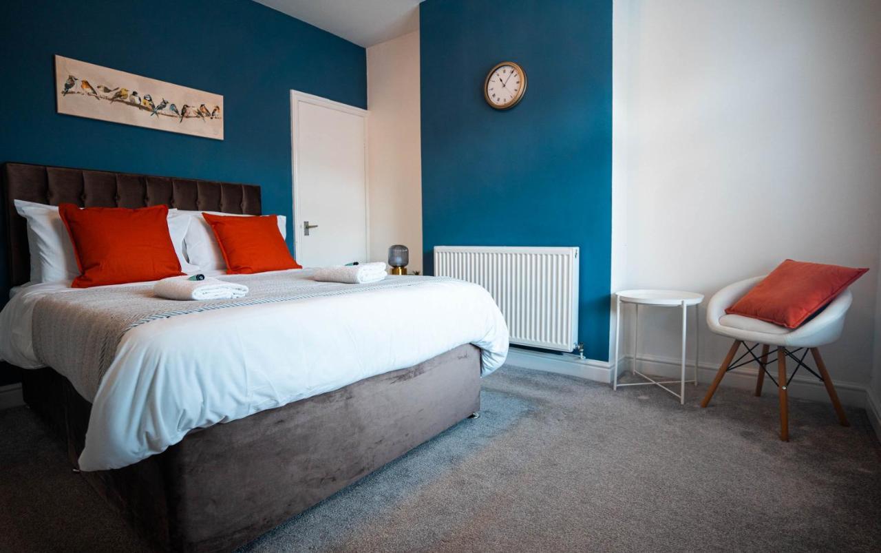 Comfortable House In Nuneaton Sleeps5 Free Parking Good Amenites Bagian luar foto